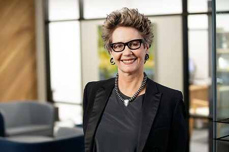 Photo of Leslie A. Brueckner